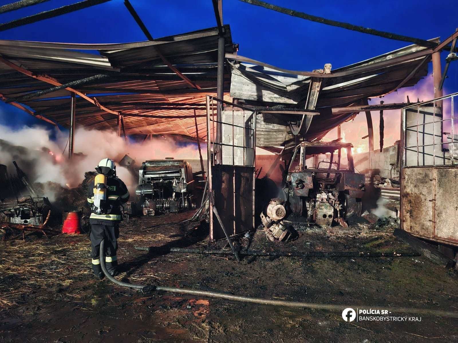 Pri požiari senníka v