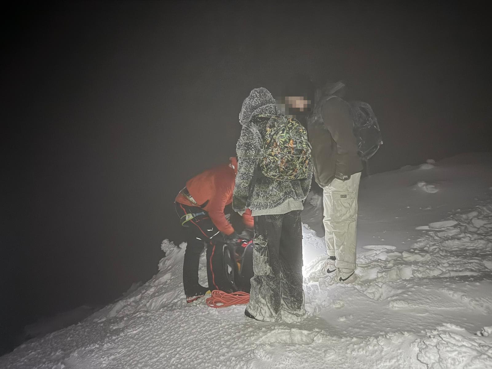 Mladí Angličania uviazli na