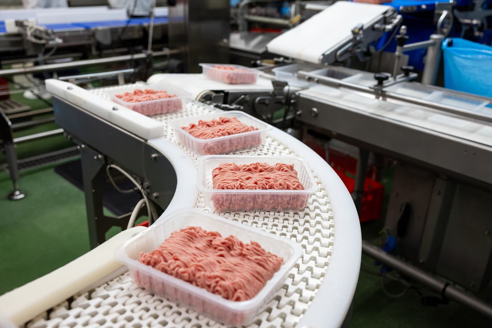 Nedotknuté dorazí až k