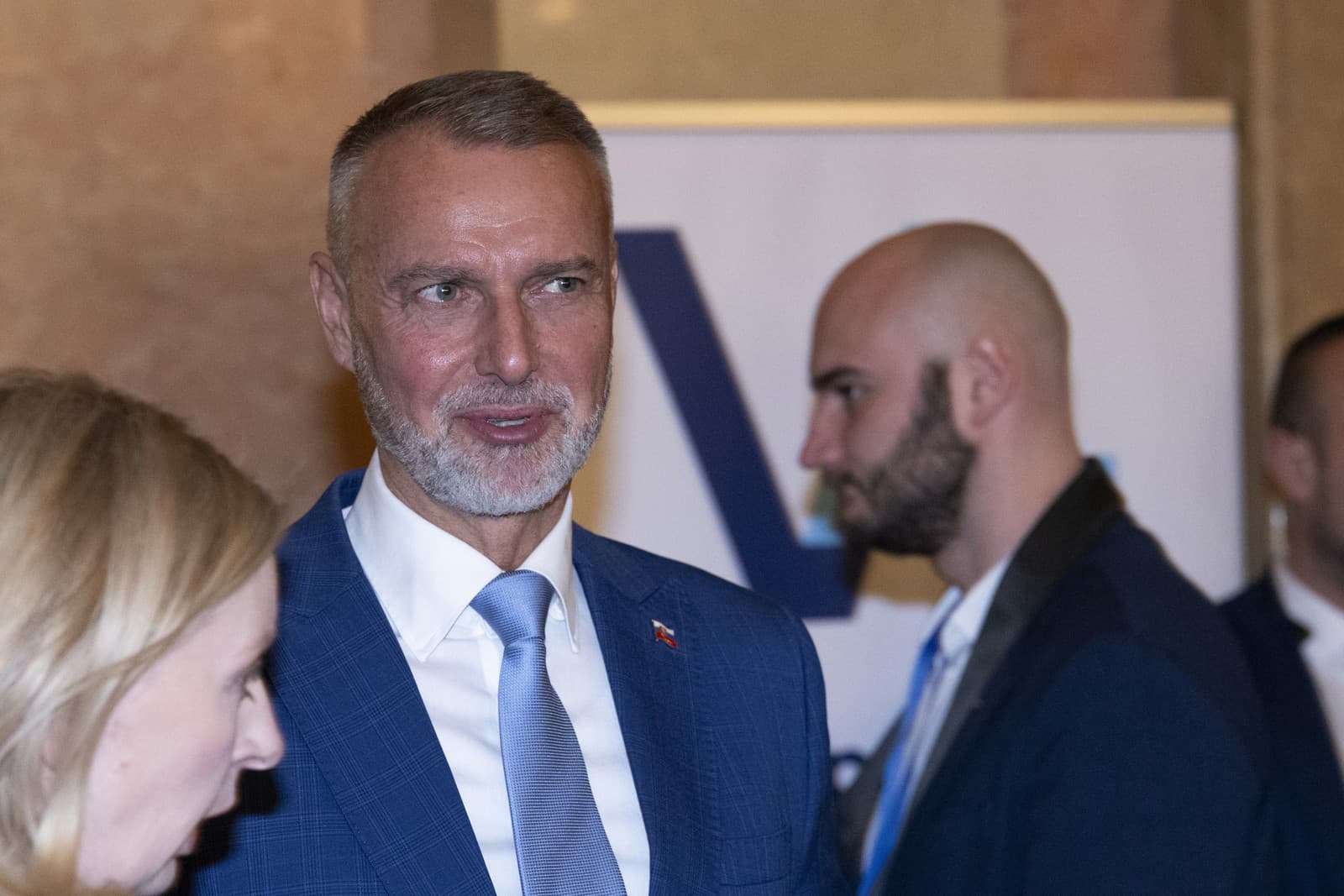 Predseda Národnej rady (NR) Slovenskej republiky (SR) Richard Raši (vuprostred) sa účastní  na summite predsedov parlamentov krajín Vyšehradskej skupiny (V4) v Budapešti vo štvrtok 26. februára 2026.