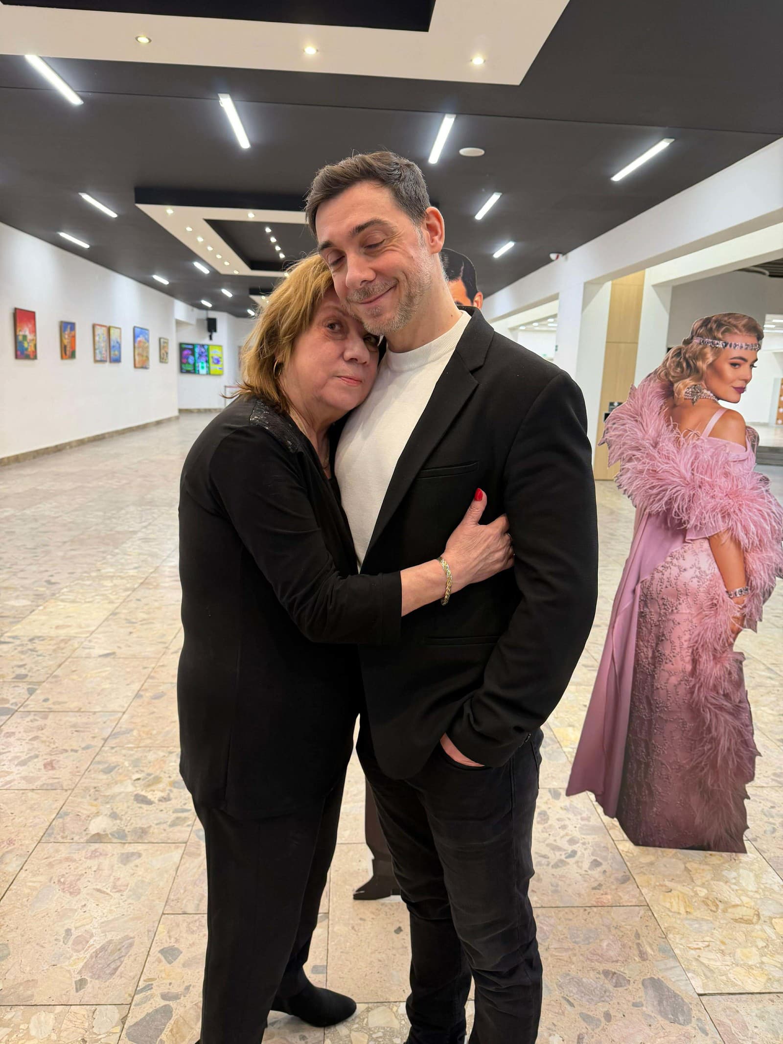 Slávnostná premiéra detektívnej komédie Coco & Tina - Pavol Plevčík s mamou Tatianou