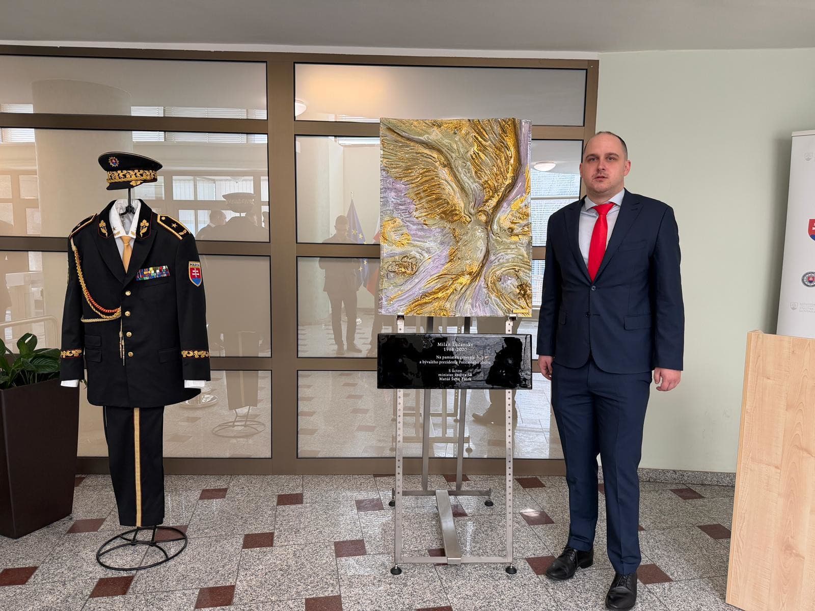 Šutaj Eštok daroval Lučanského