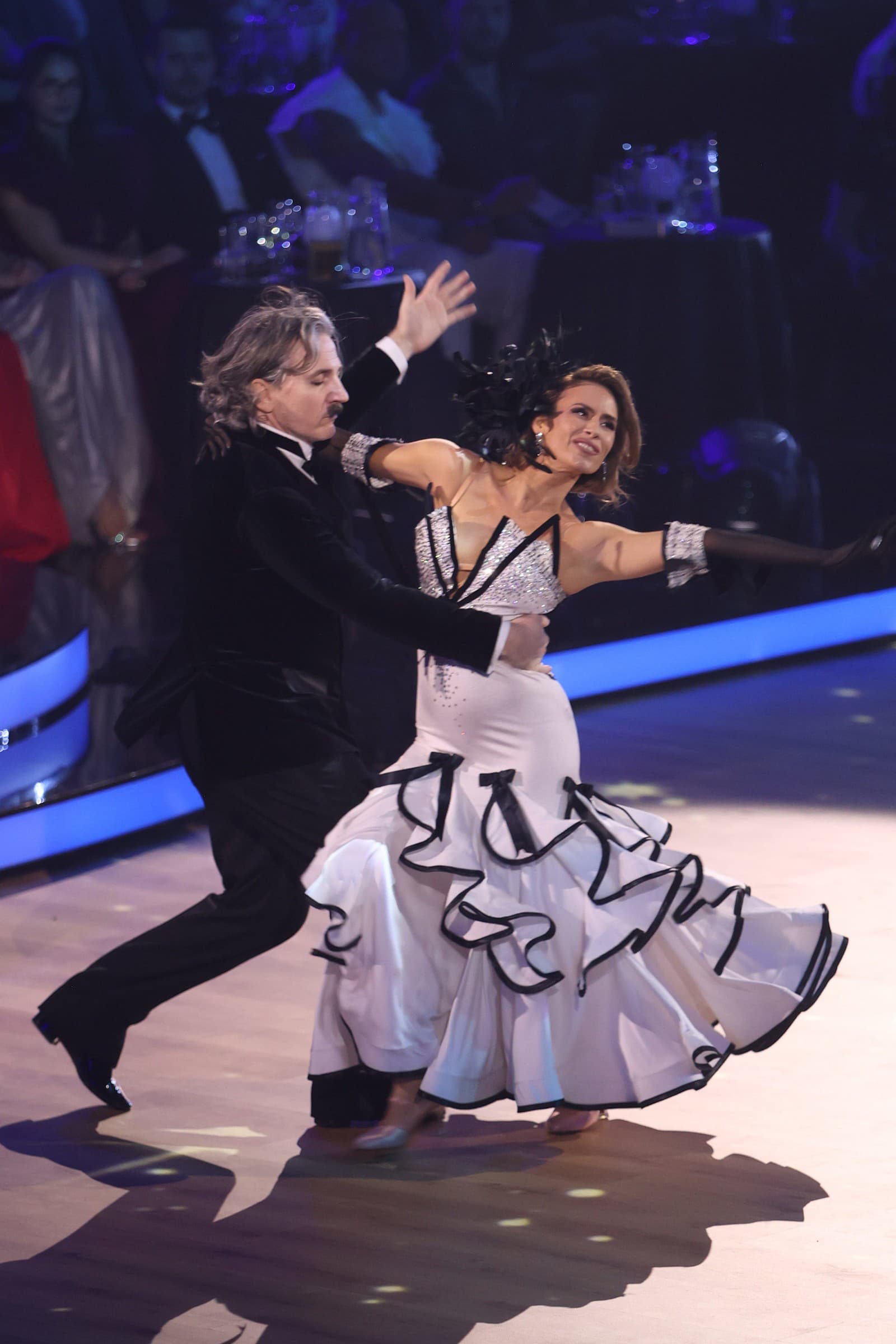 Let's Dance 11, Juraj Mokrý a Natália Glosíková, 1. kolo