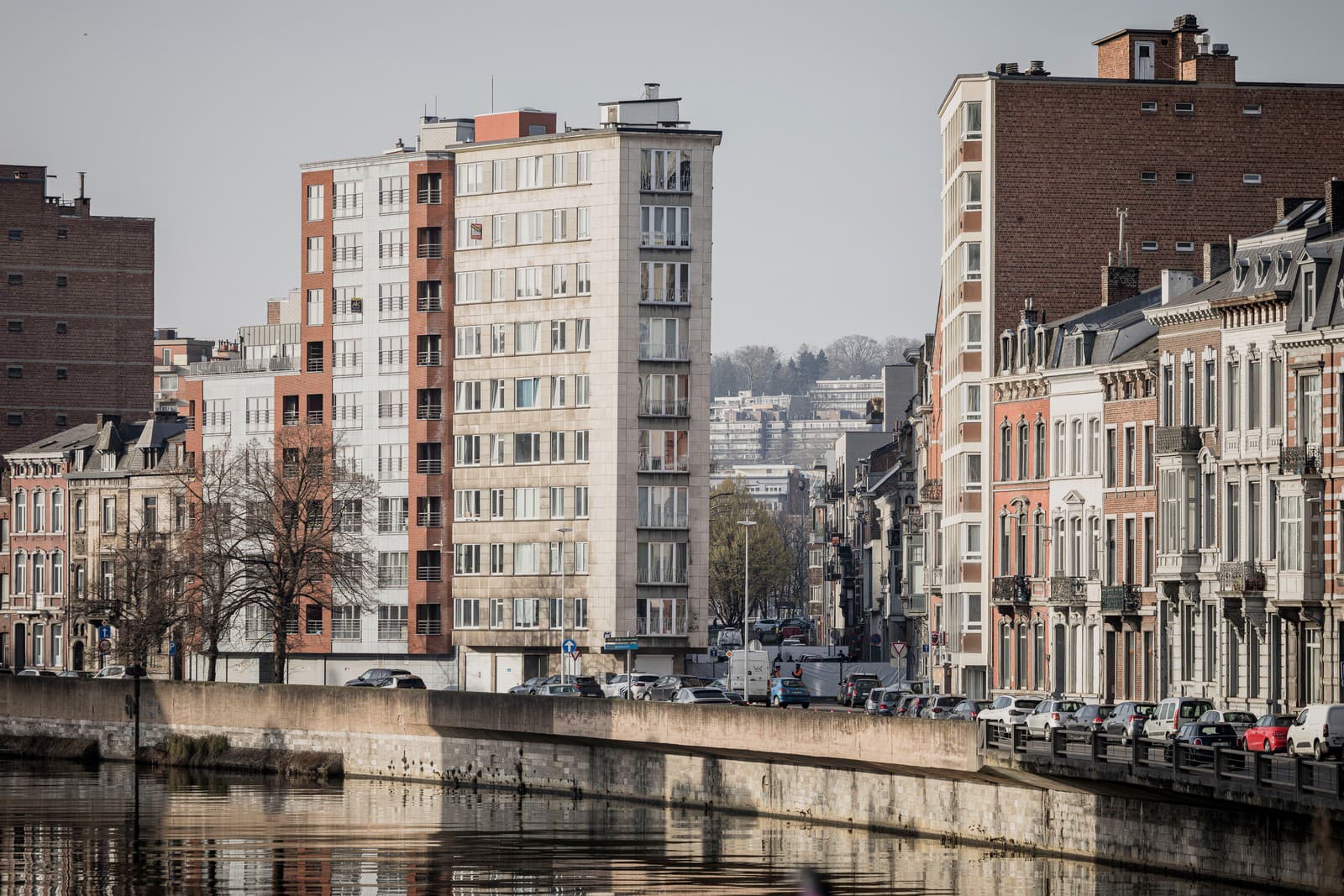 Výbuch pred synagógou v