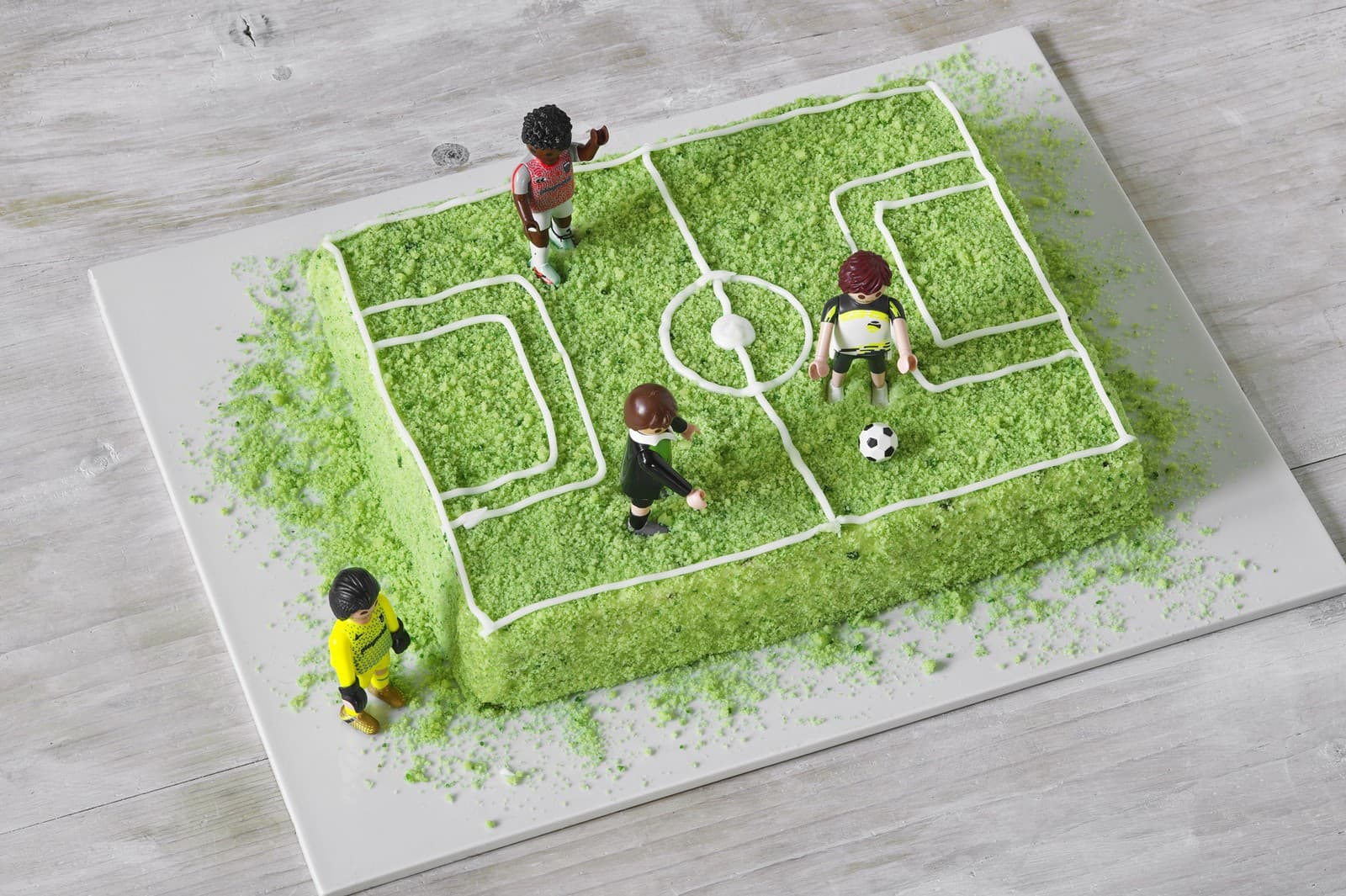 Krtkova torta má narodeniny.