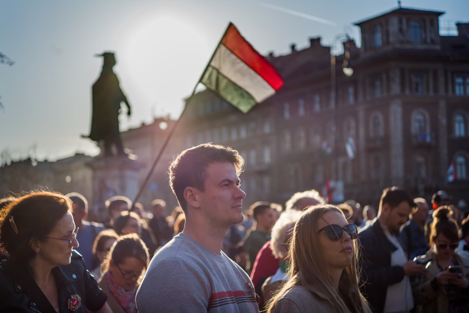 Budapešť zaplnili tisíce ľudí: