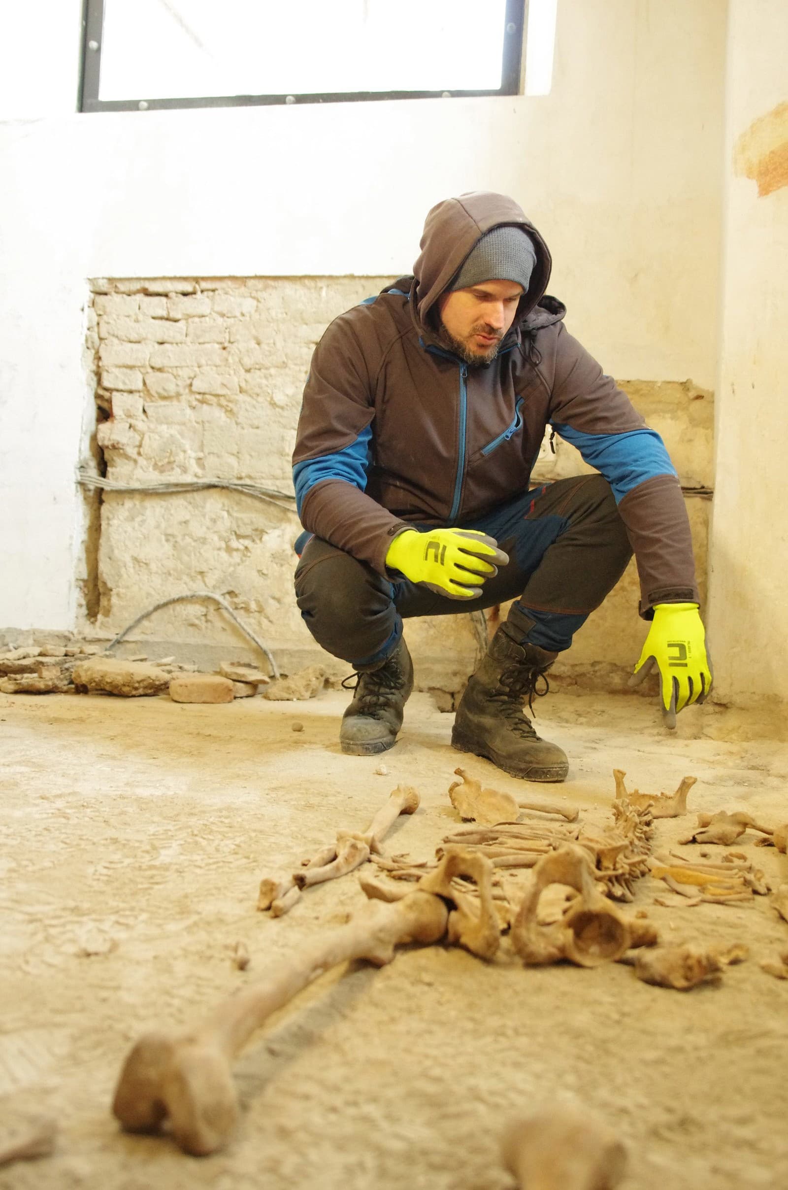 V kláštore vo Veľkej Skalke našli výnimočné kostrové pozostatky zo 17. storočia.
