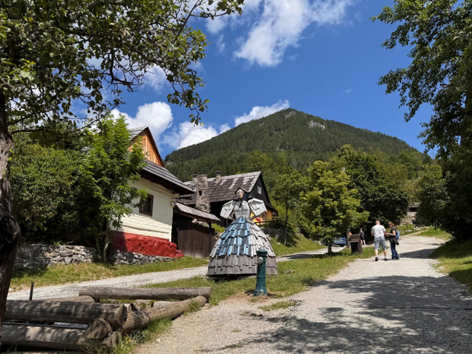 Obyvatelia kričia DOSŤ! 100-tisíc