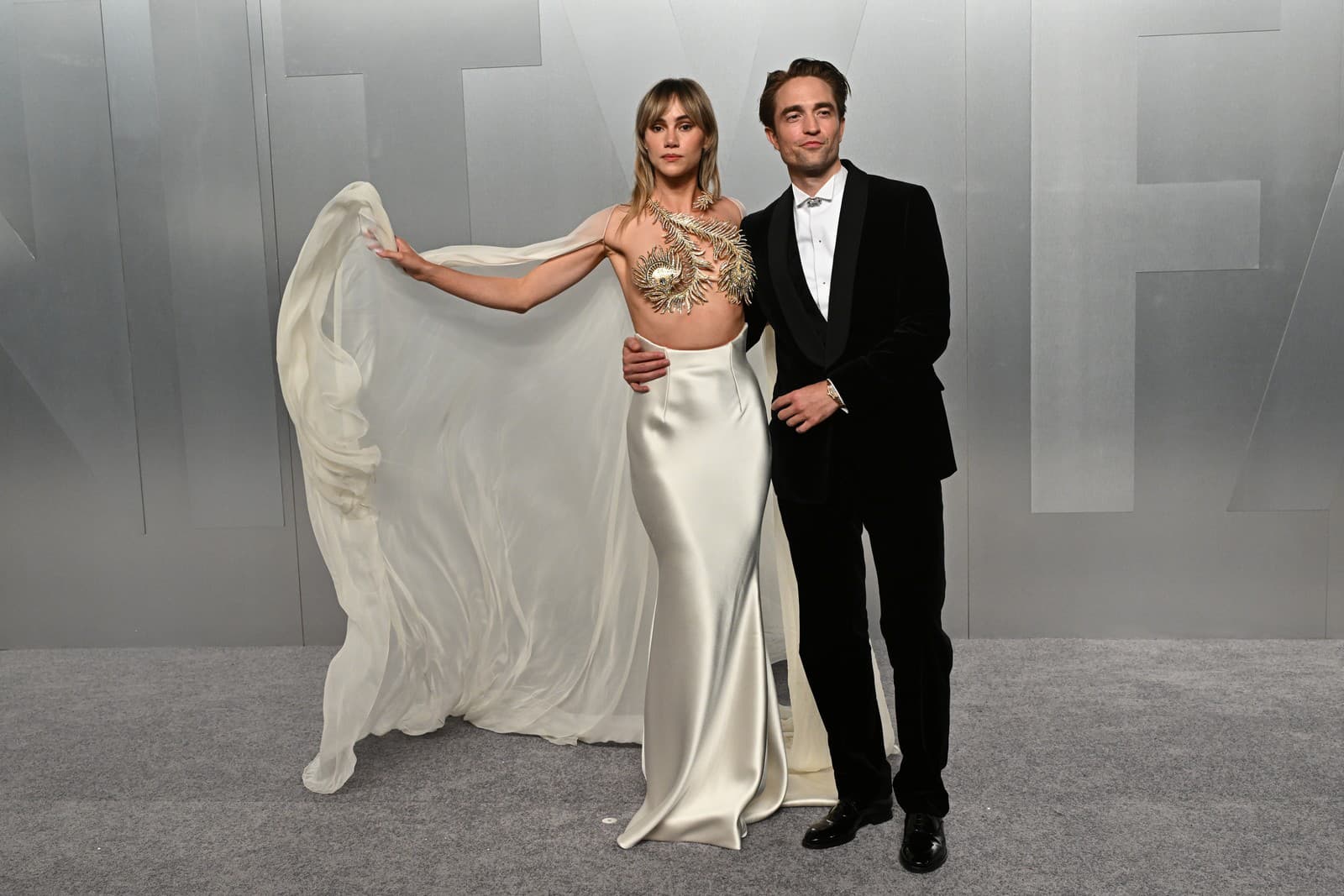 Suki Waterhouse a Robert Pattinson 