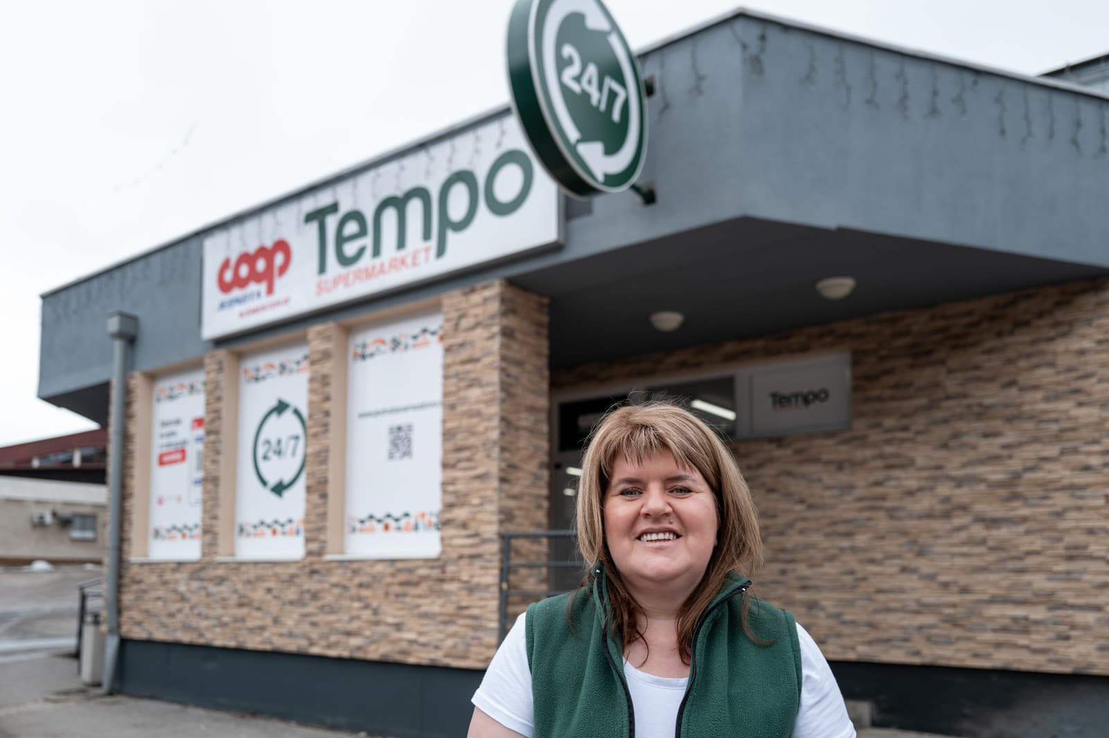 Andrea Florková je dlhoročnou oporou kolektívu a zabezpečuje plynulý chod predajne.