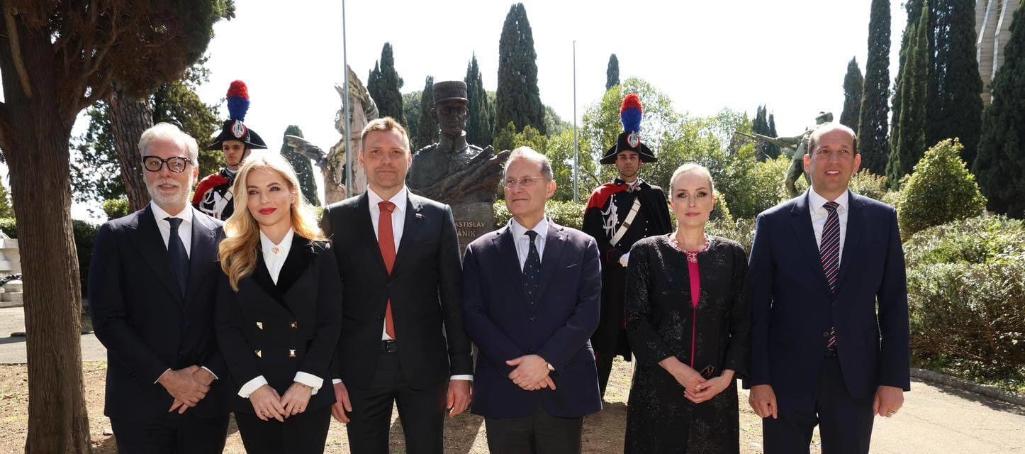 Taliani vzdali poctu M.R.