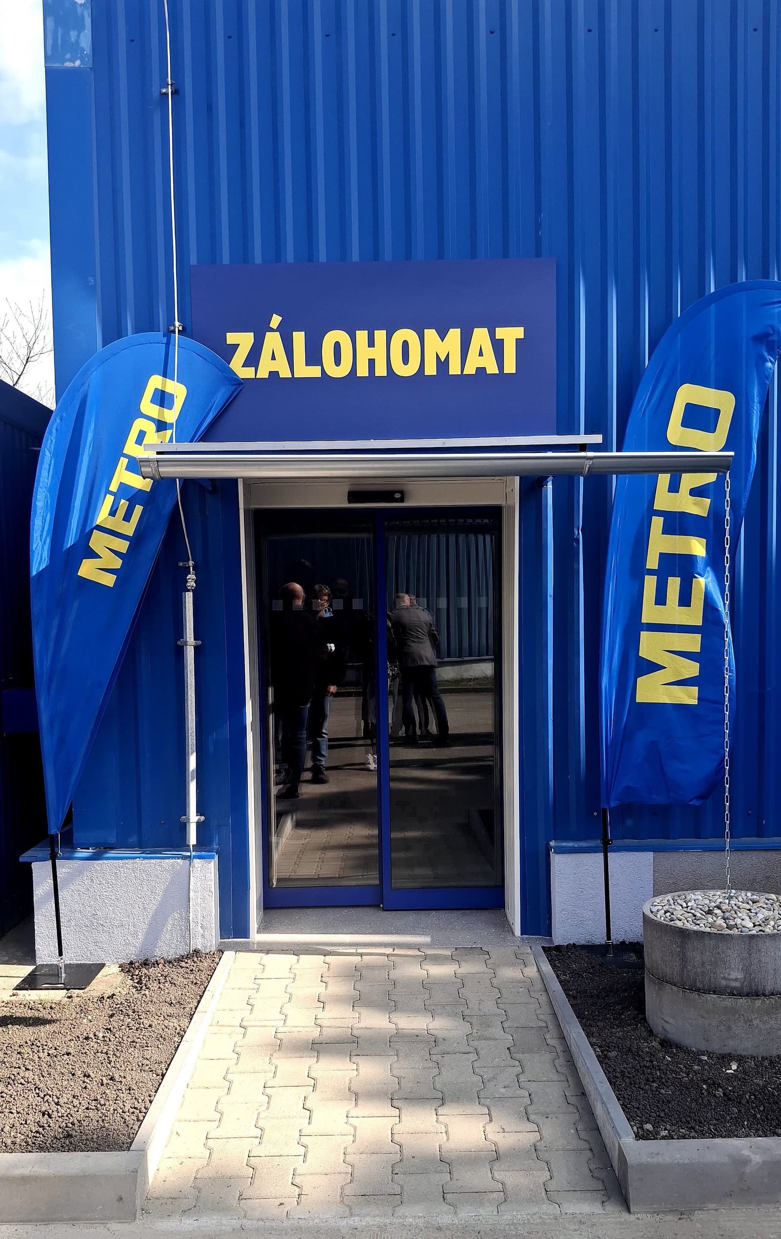 Veľkokapacitný zálohomat pre gastro