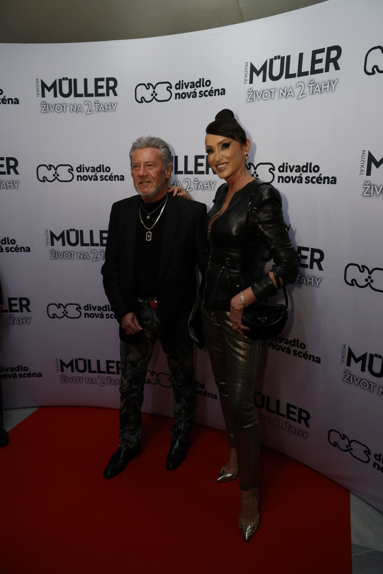 Muzikál MÜLLER – Život na 2 ťahy, Sisa Lelkes Sklovská s manželom Jurajom