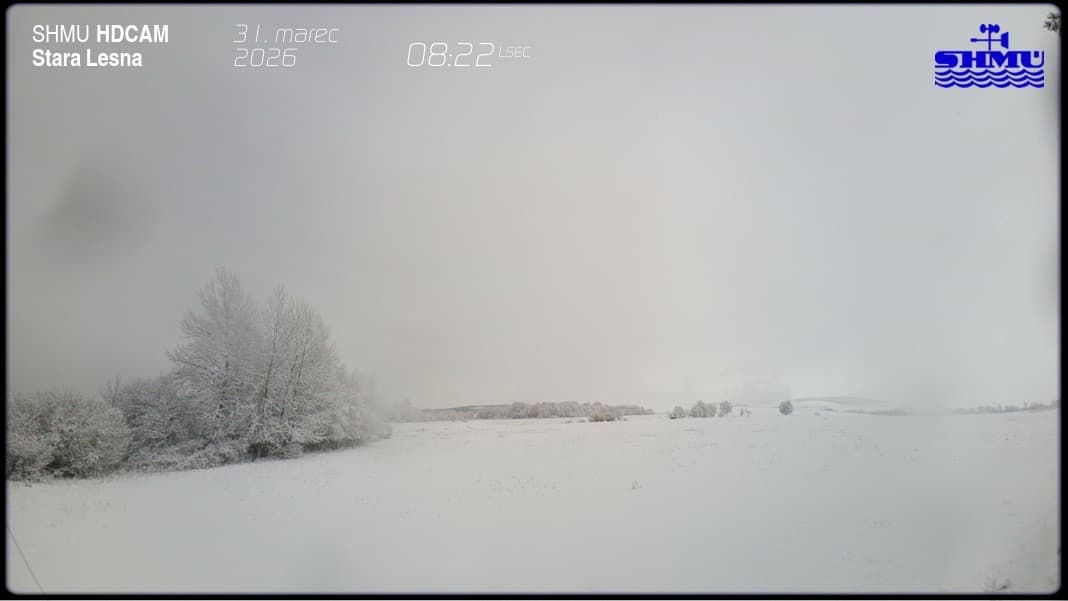 AKTUÁLNE Sneženie komplikuje dopravu!