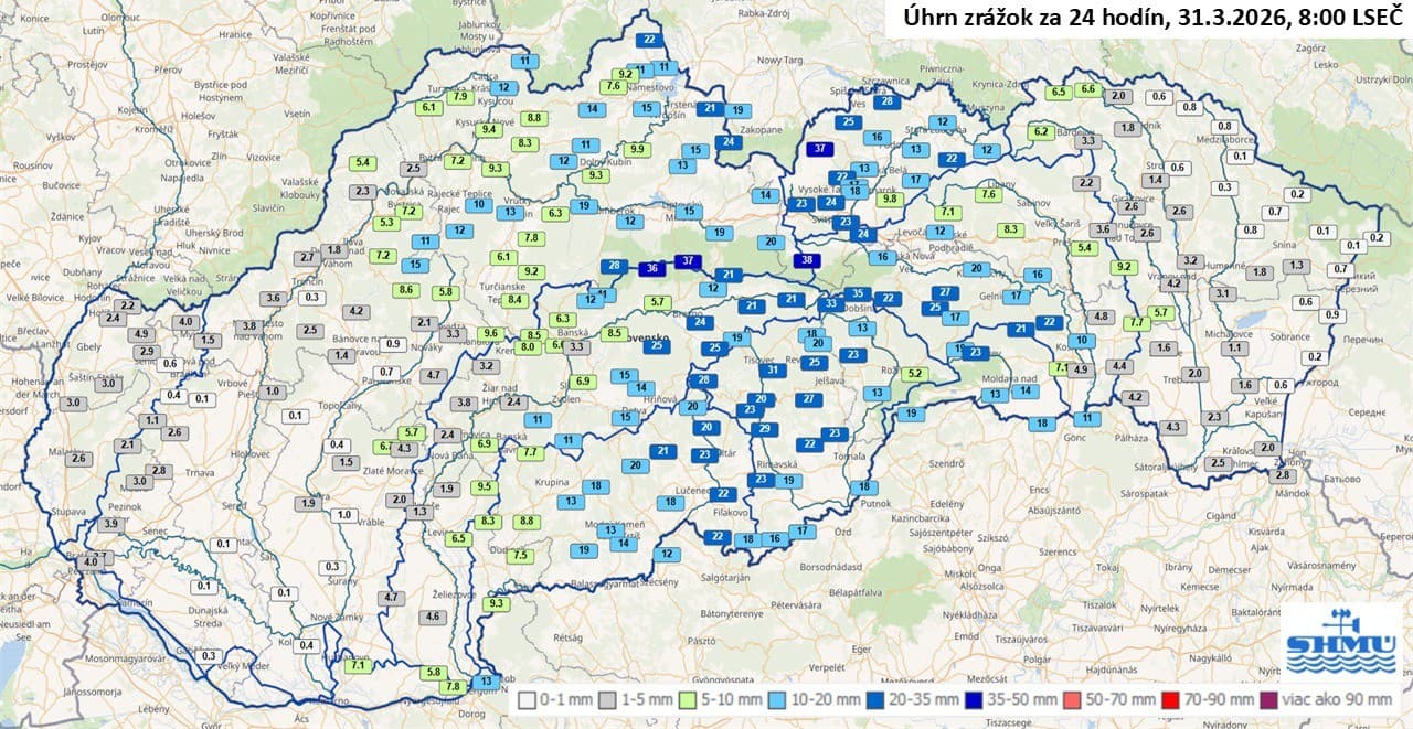 AKTUÁLNE Sneženie komplikuje dopravu!