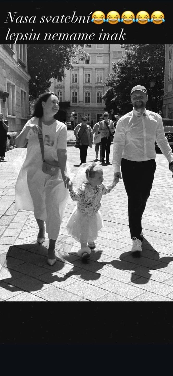 Svadobná fotka Dominiky Kavaschovej a Daniela Fischera