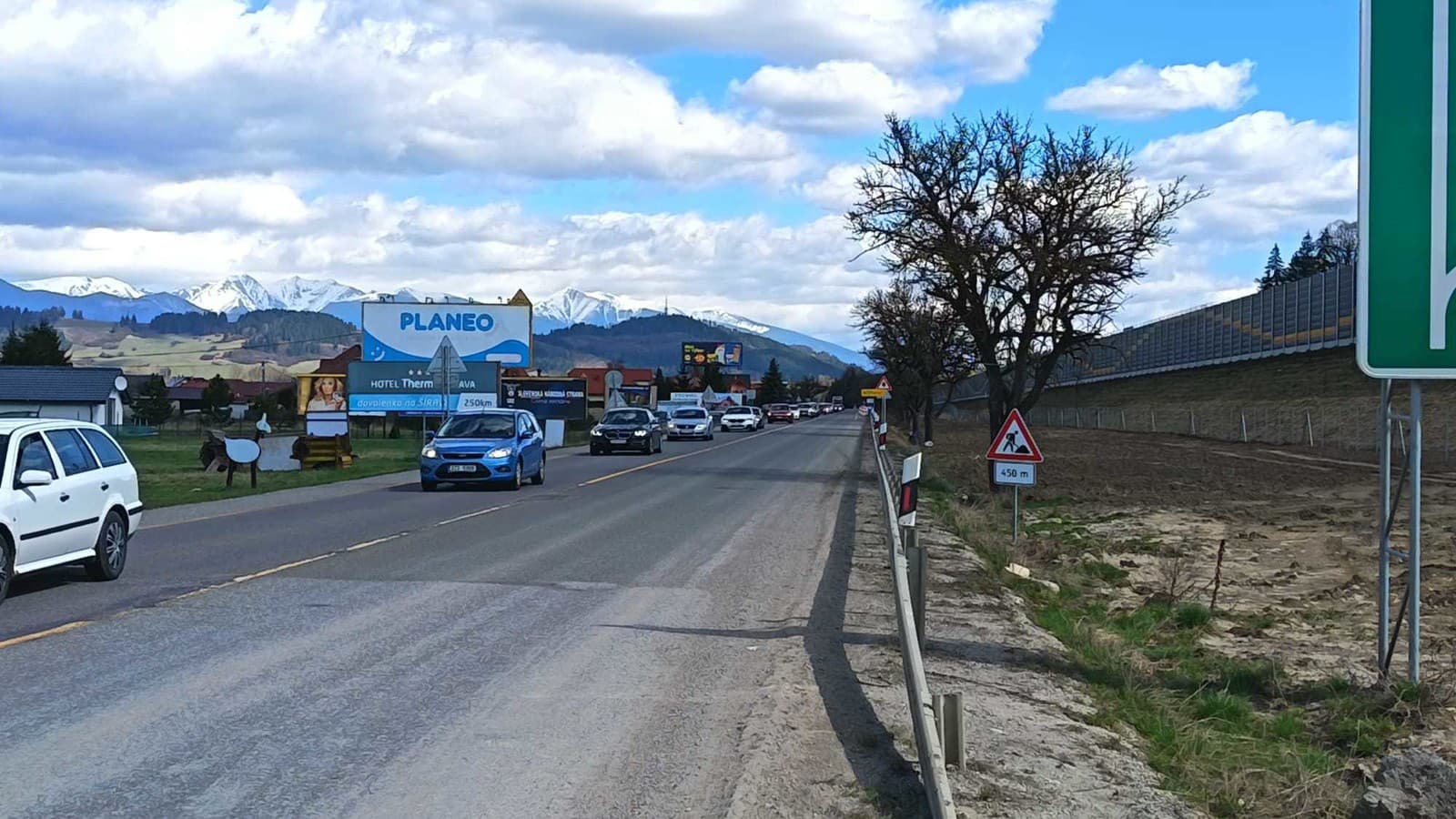 Dopravný chaos na diaľnici