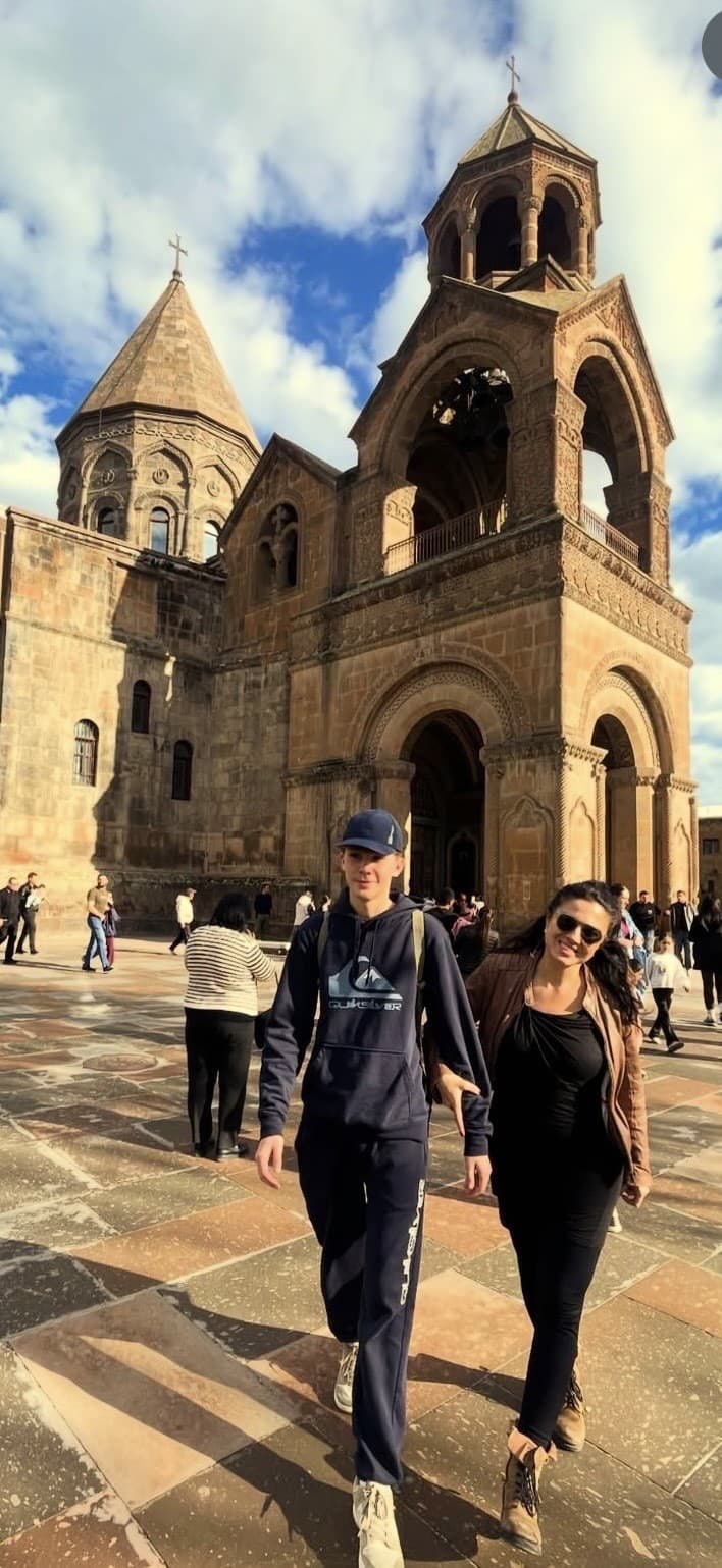 Lucia Siposová na dovolenke v Arménsku s bratancom Matúšom