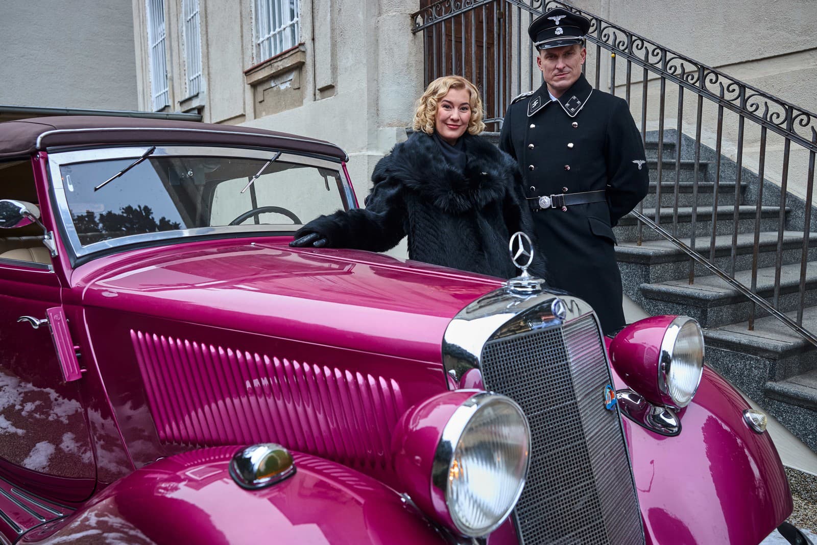 Ružové auto pre Helgu od Waltera