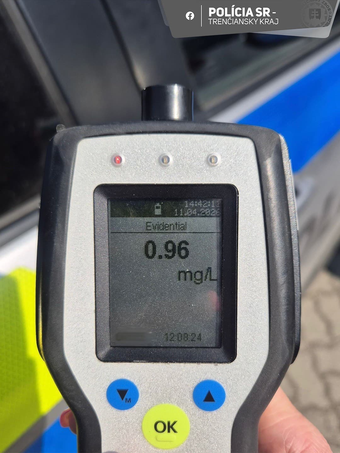 Opitý vodič narazil v obci Štvrtok do odpadovej nádoby a plynovej prípojky.