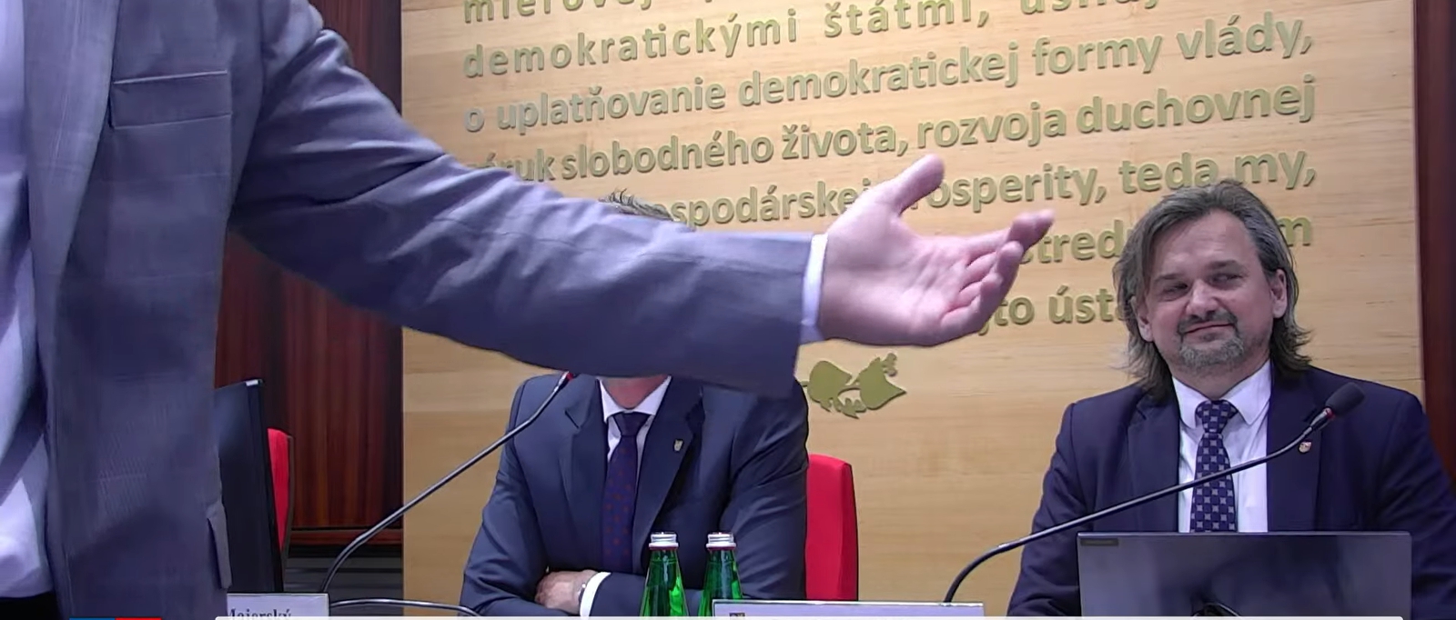 DIVOKÉ rokovanie prešovskej župy: