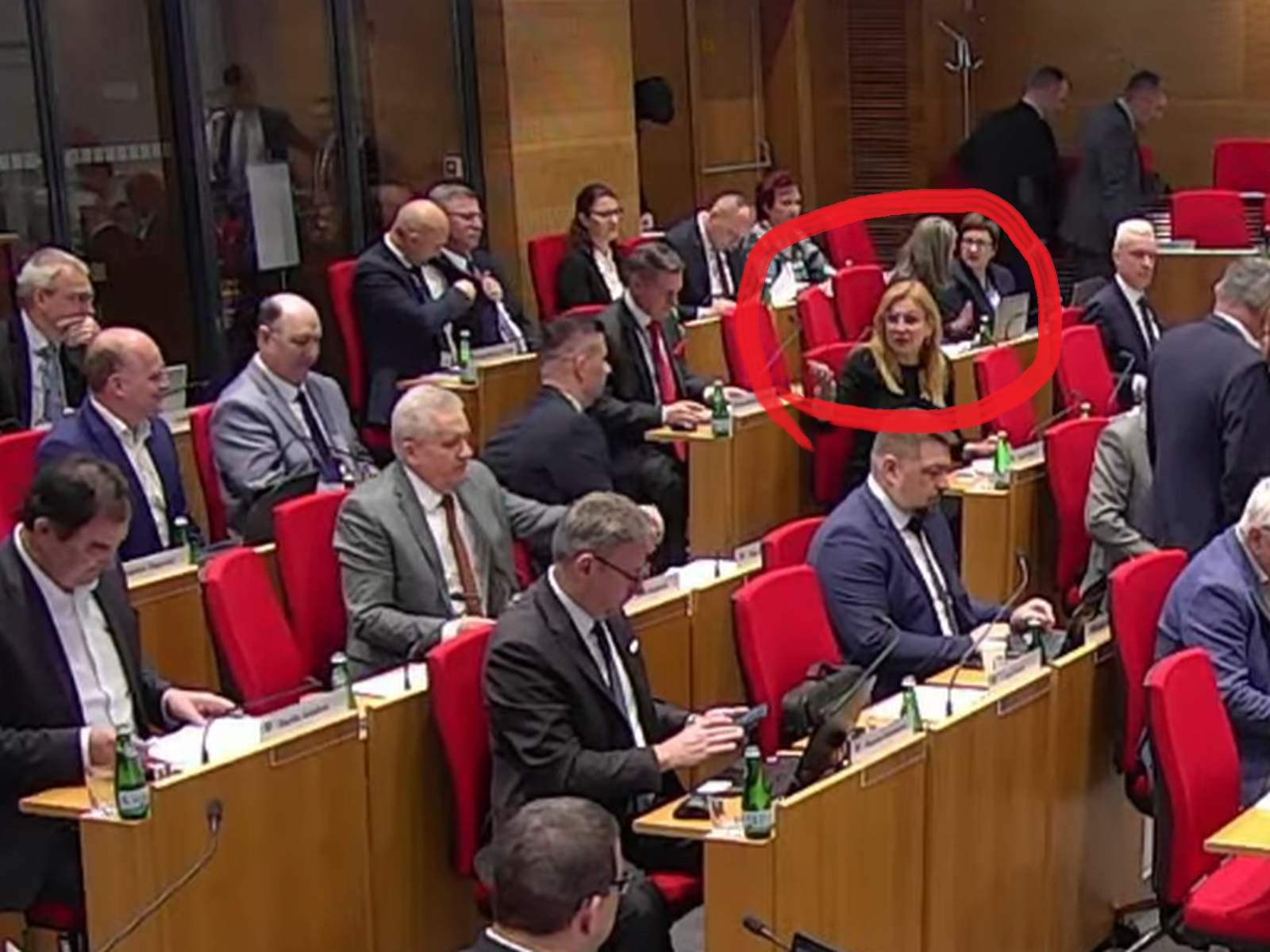 DIVOKÉ rokovanie prešovskej župy: