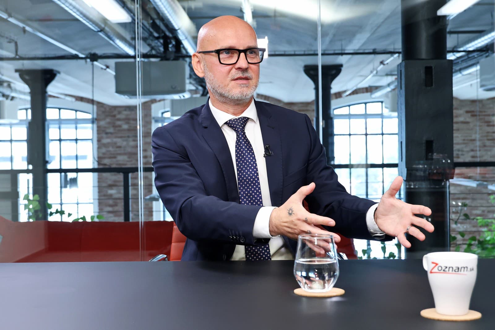 Šéf SaS dáva košom