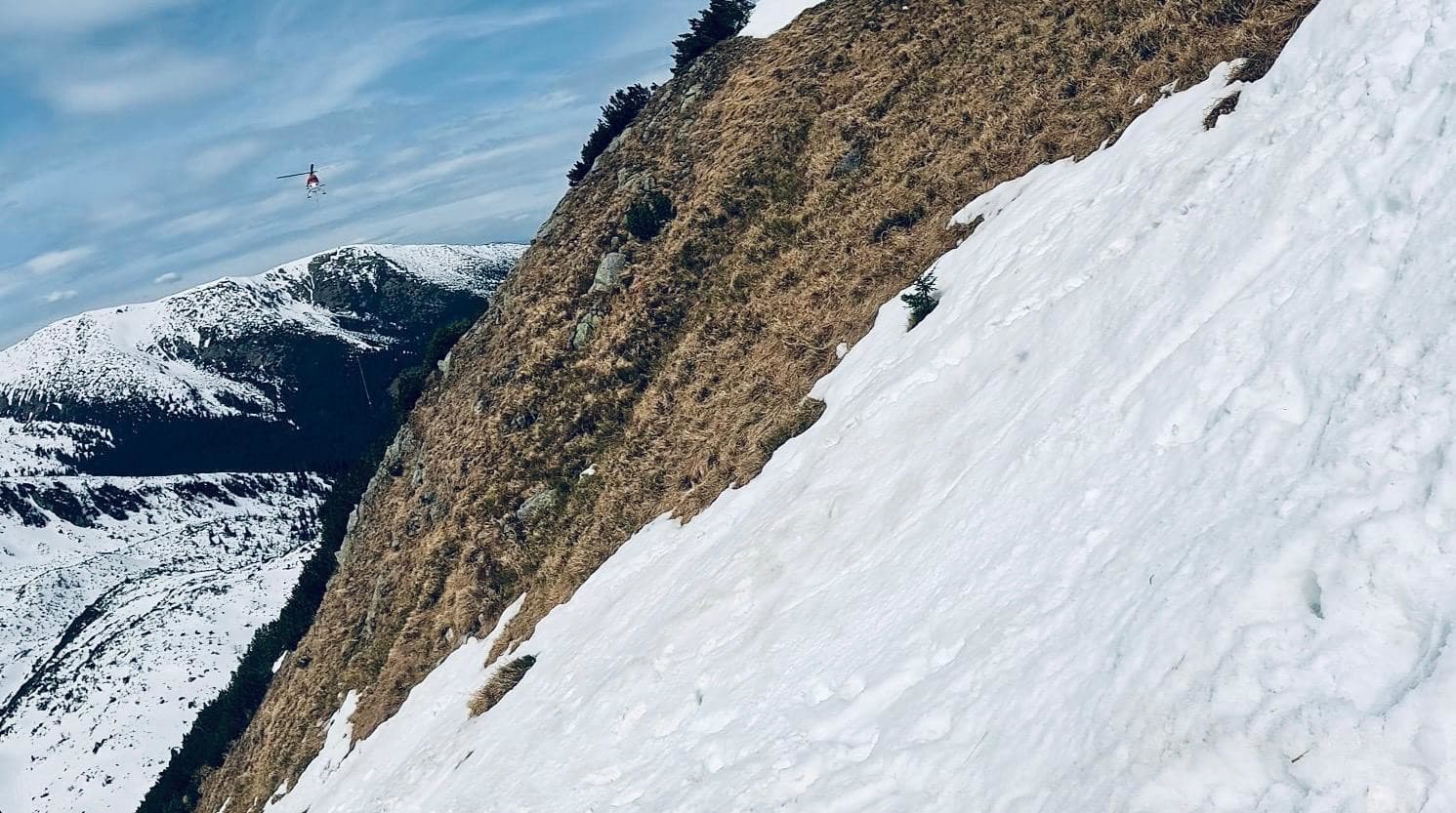 Skialpinistka si pri páde