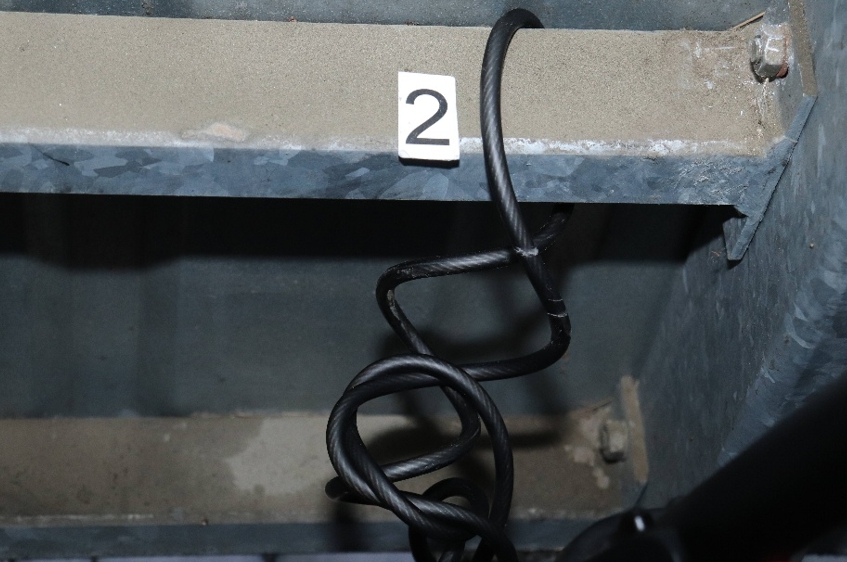 Bizarná lúpež kočikárne: Muž