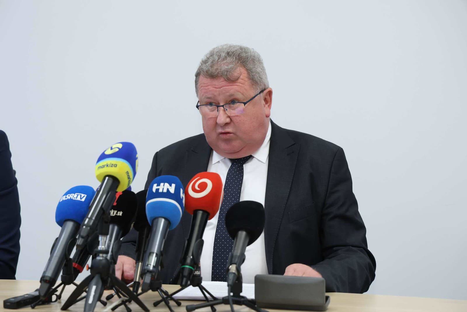 Predseda Úradu pre reguláciu sieťových odvetví Jozef Holjenčík