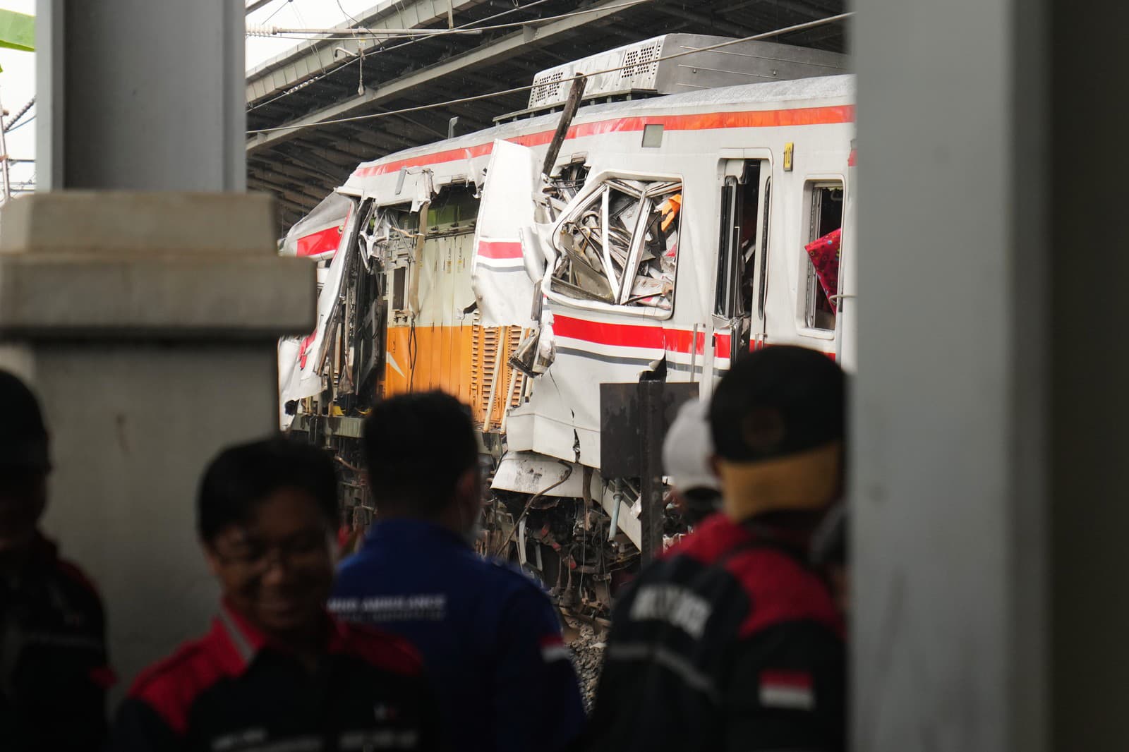 Hororová nehoda na koľajniciach!