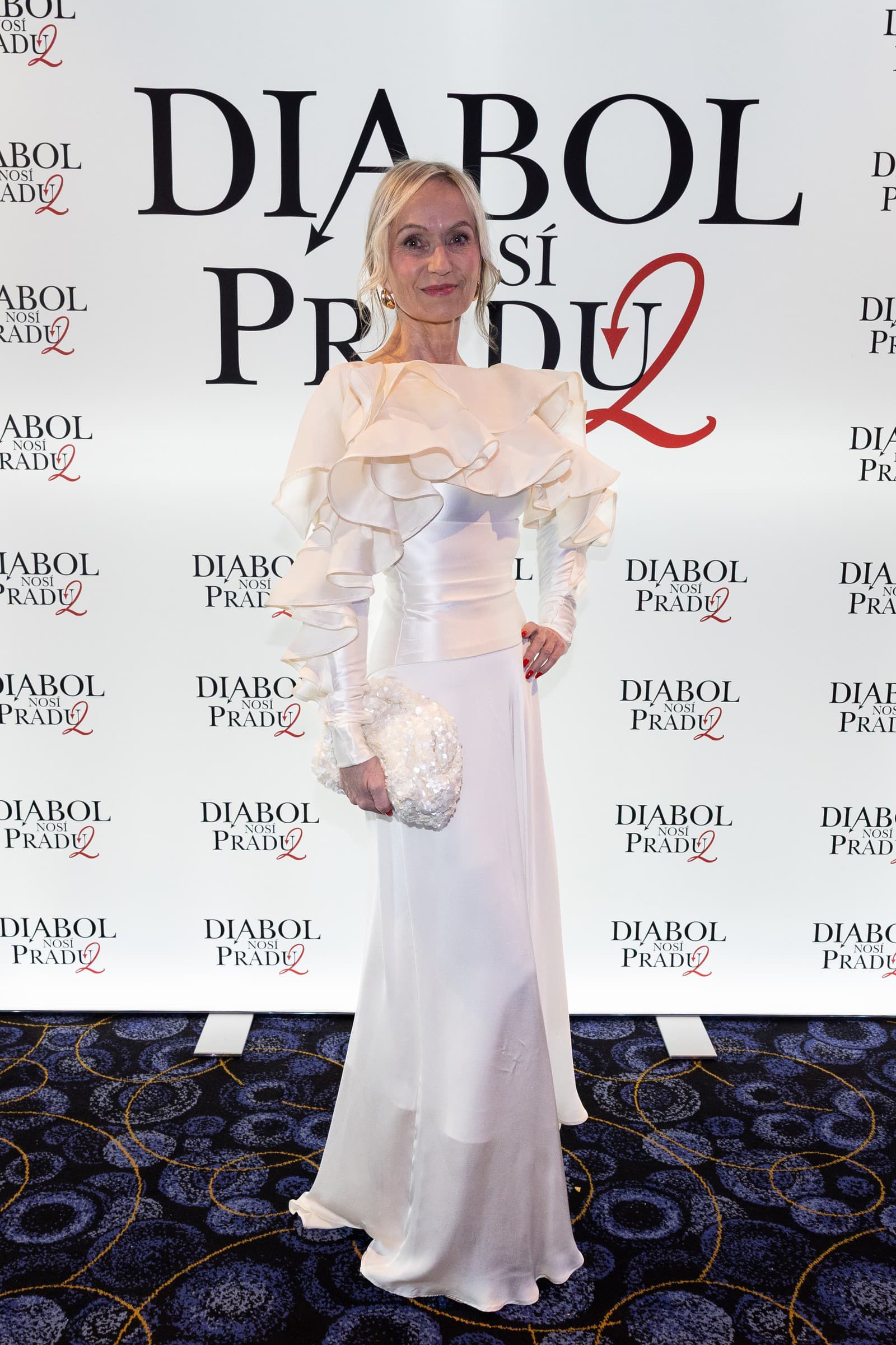 Premiéra filmu Diabol nosí Pradu 2, Partnerka Juraja Mokrého Eva