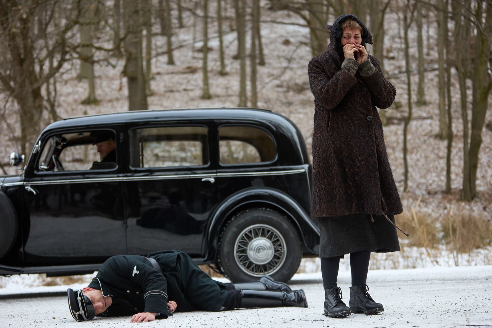 Ján Slezák a Adriana Novakov v seriáli Dunaj, k vašim službám