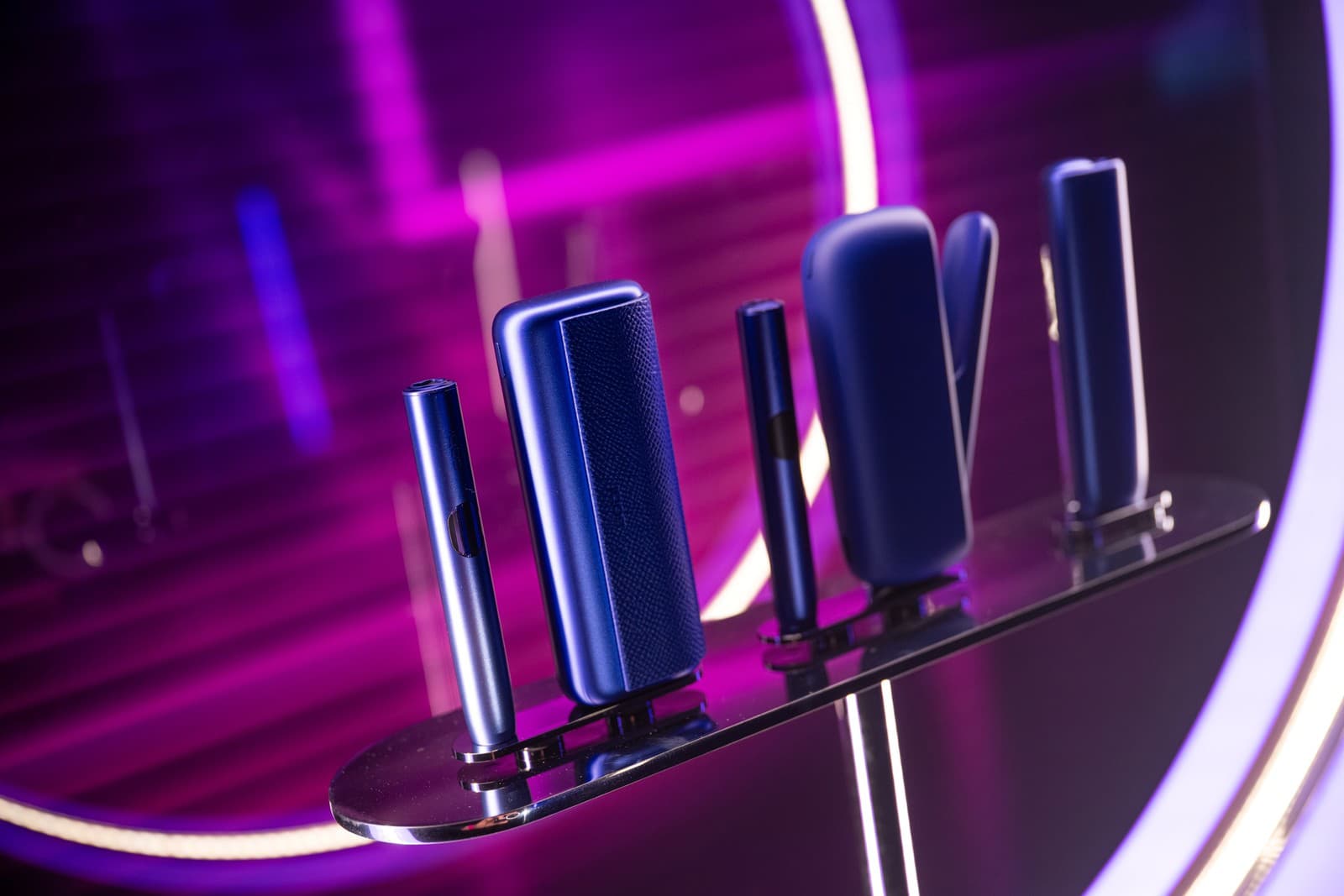 Novinka Electric Purple ťa