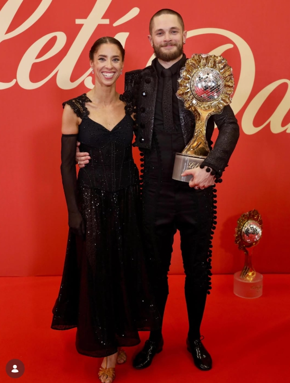 Víťazi 11. série tanečnej šou Let´s Dance, Zuzana Porubjaková a Matyáš Adamec. 