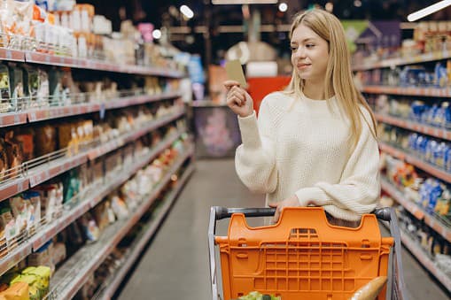 Supermarkety nás manipulujú viac,