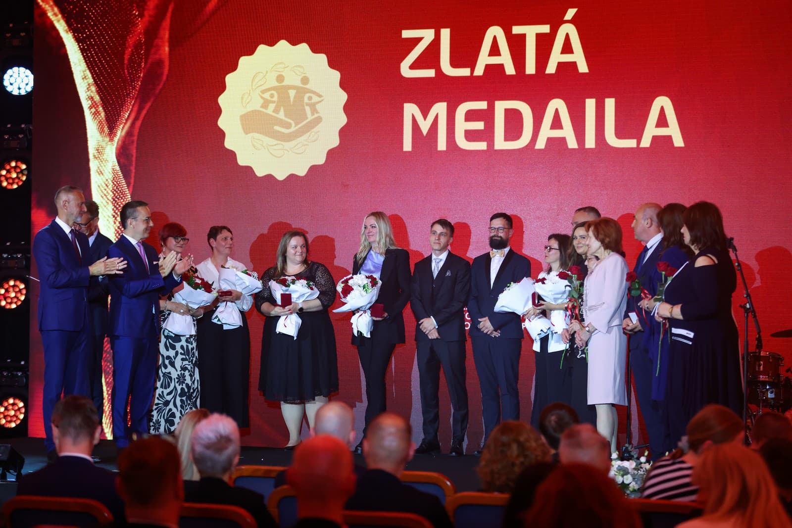 Minister práce Erik Tomáš udelil 36 laureátom rezortné vyznamenania