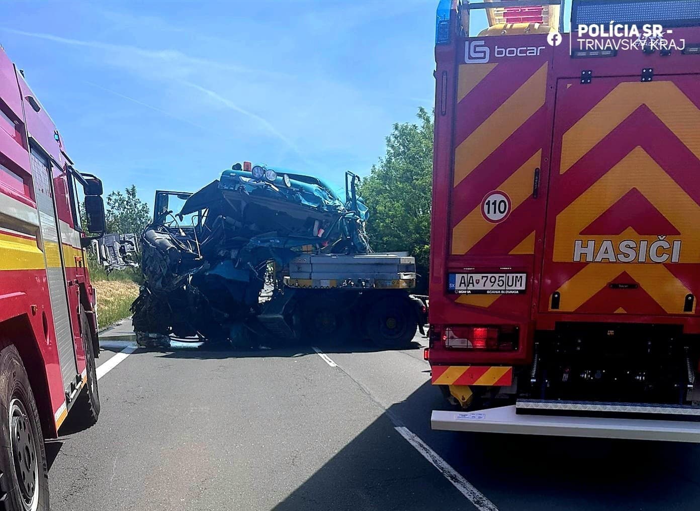 AKTUÁLNE Ťažká hromadná nehoda