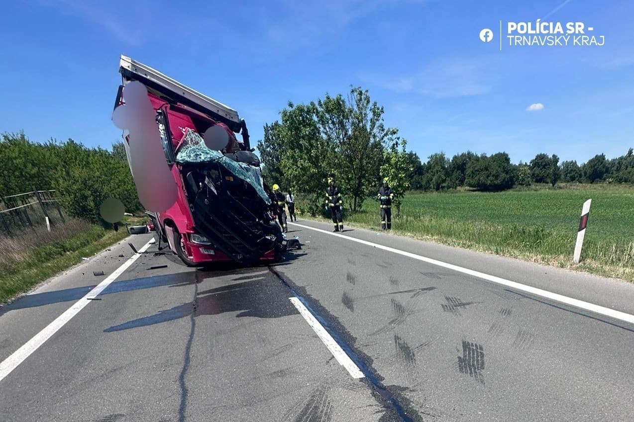 AKTUÁLNE Ťažká hromadná nehoda