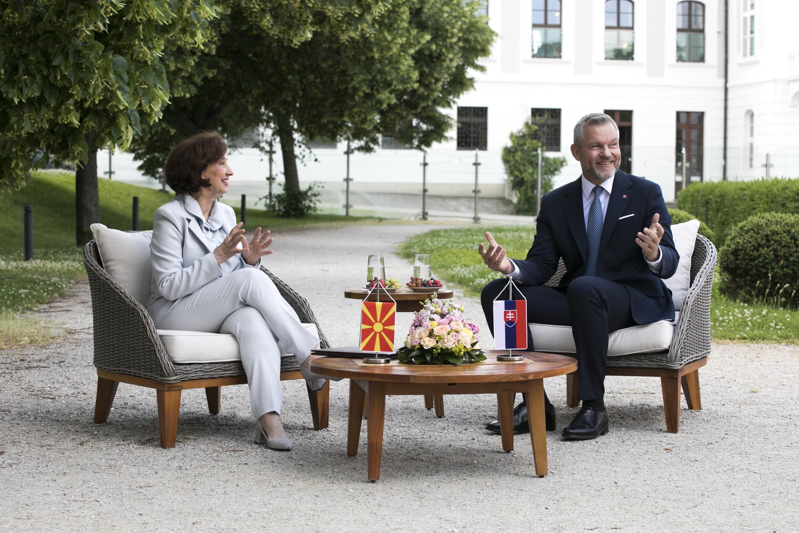 Prezident SR Peter Pellegrini prijal v Prezidentskom paláci prezidentku Severného Macedónska Gordanu Siľanovskú-Davkovovú.