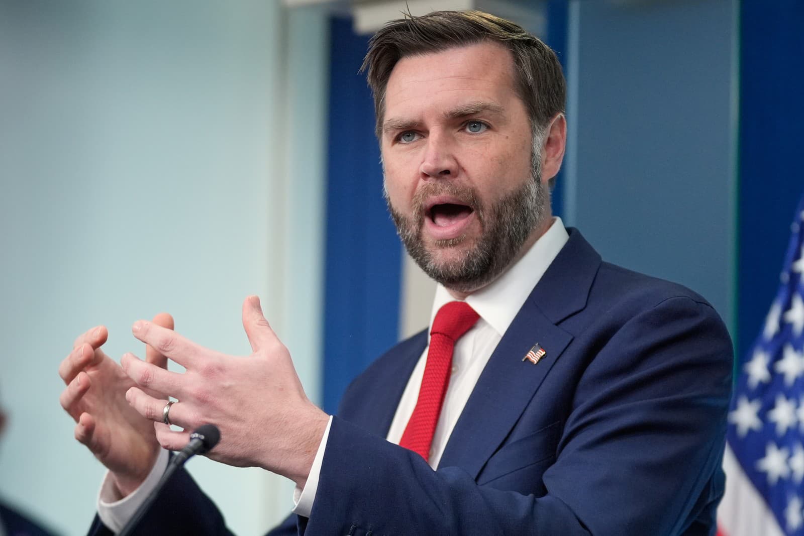 Viceprezident J. D. Vance 