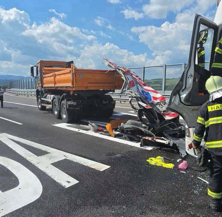 Hromadná nehoda na diaľnici