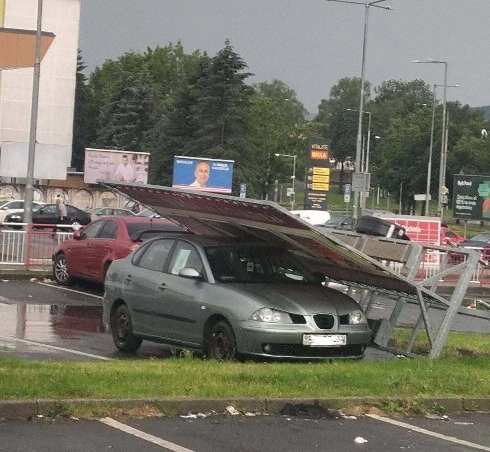 BÚRKY vyčíňajú: FOTO Vietor
