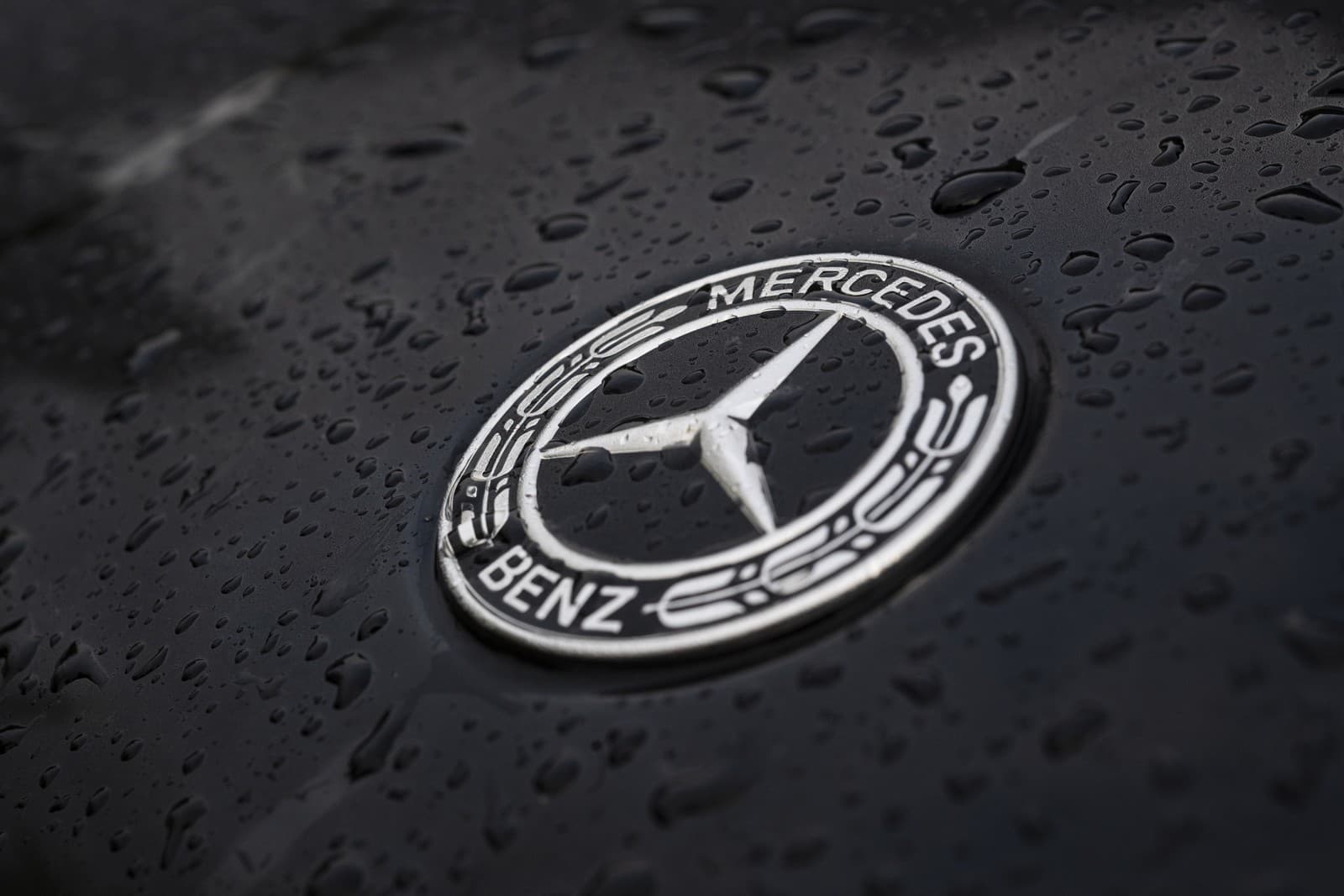 Mercedes-Benz oslavuje storočnicu: Ako