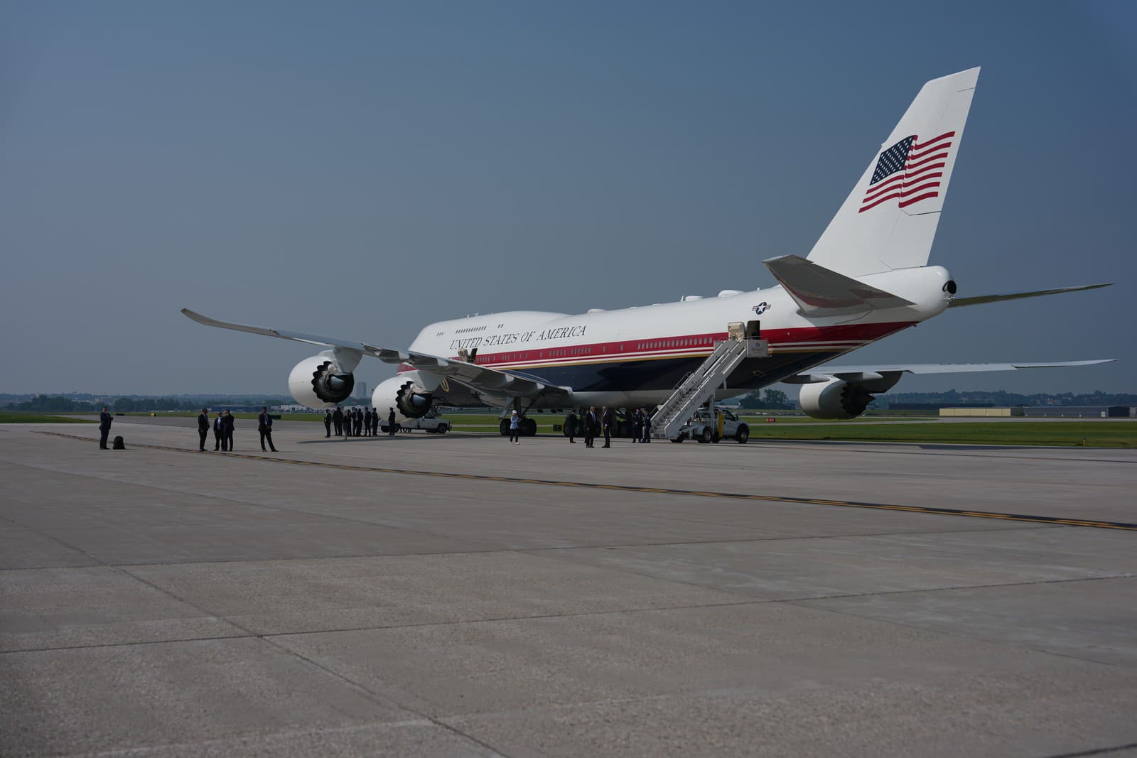 Air Force One videný na mestskom letisku Bismarck