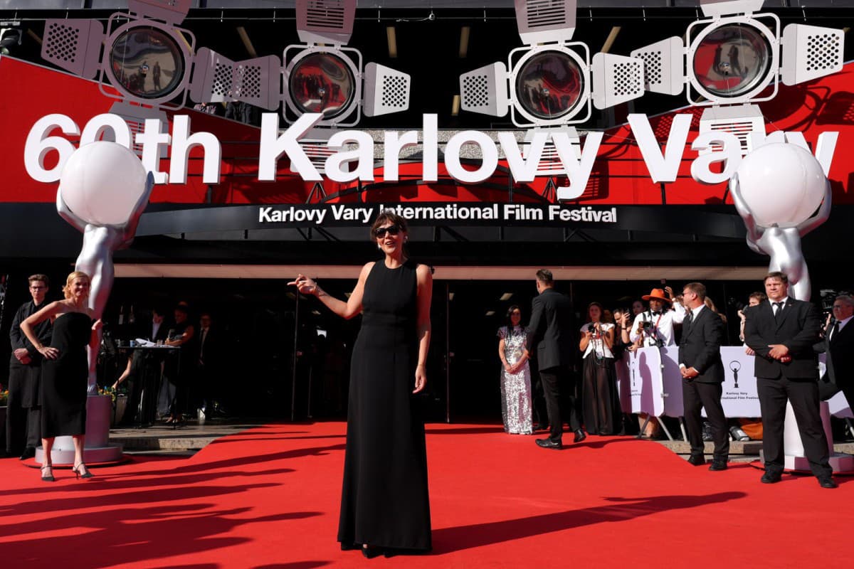 Úvodný ceremoniál 60.ročníka Filmového festivalu Karlove Vary prilákaliveľké mená z oblasti filmu a kultúry