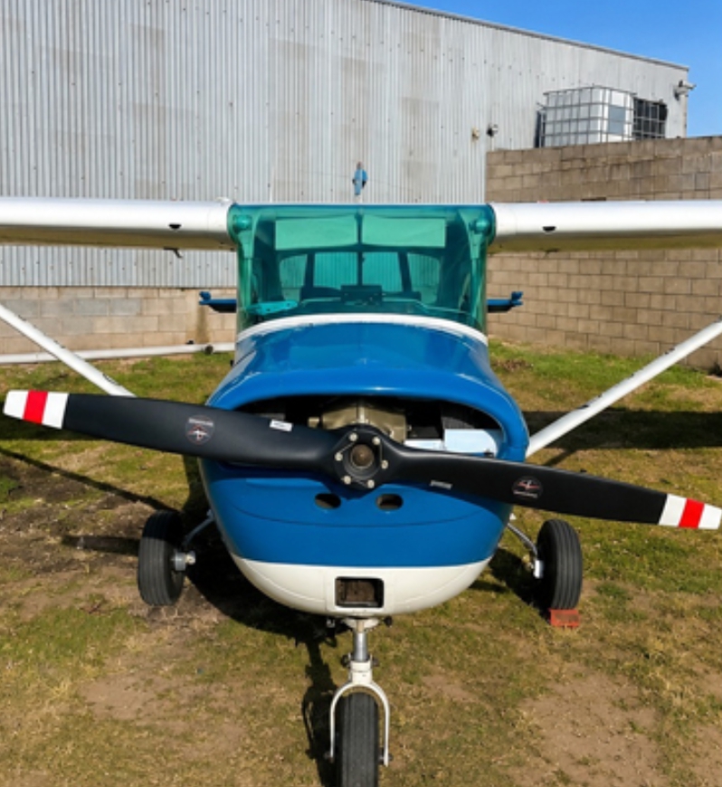 Stroj Cessna C-150, z ktorého mal Bertazzo vyskočiť.