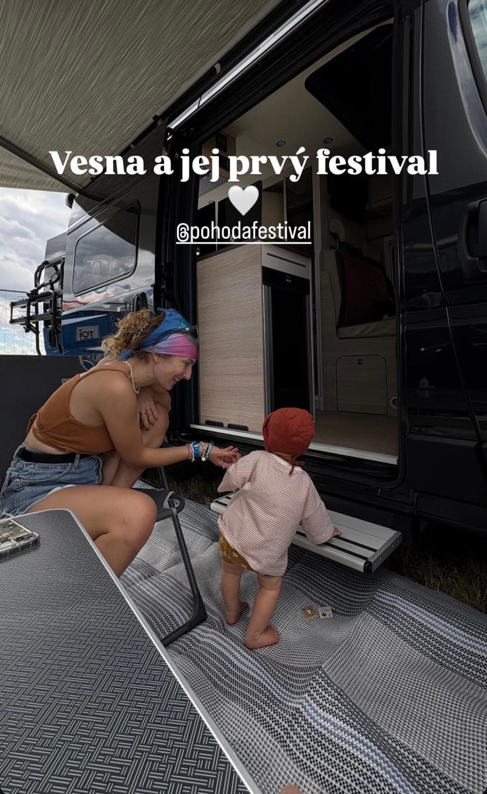 Petra Dubayová dorazila na Pohodu po prvýkrát s dcérkou Vesnou
