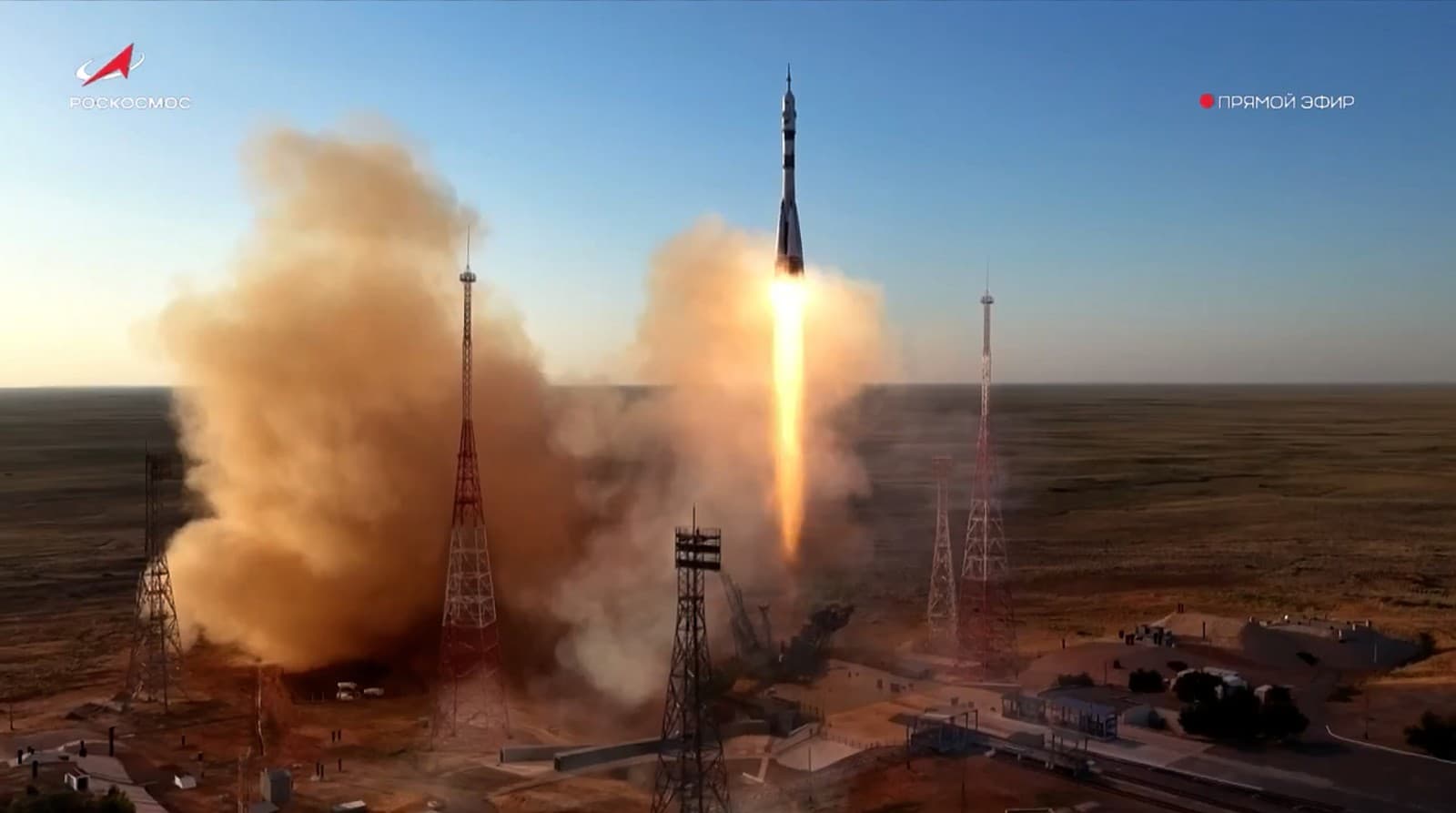 Na videosnímke štart ruskej nosnej rakety Sojuz-2.1a, ktorá do vesmíru vynesie kozmickú loď Sojuz MS-29 s trojčlennou posádkou pre Medzinárodnú vesmírnu stanicu (ISS) z  kazašského kozmodrómu Bajkonur