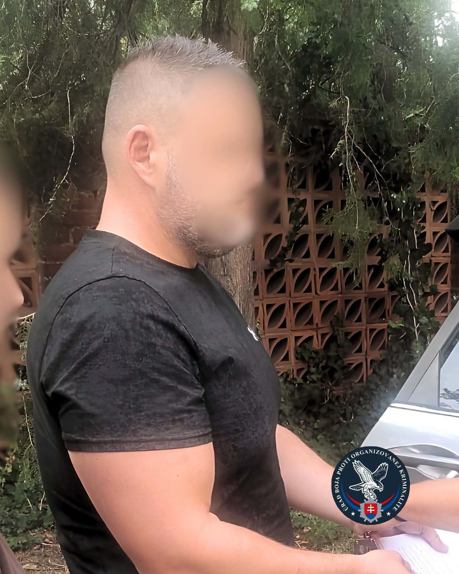 Muž mal svedkyni sľúbiť za nepravdivú výpoveď 30-tisíc eur